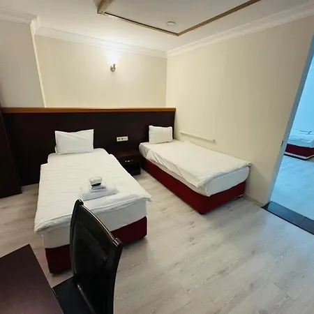 Red White 2* Istambul