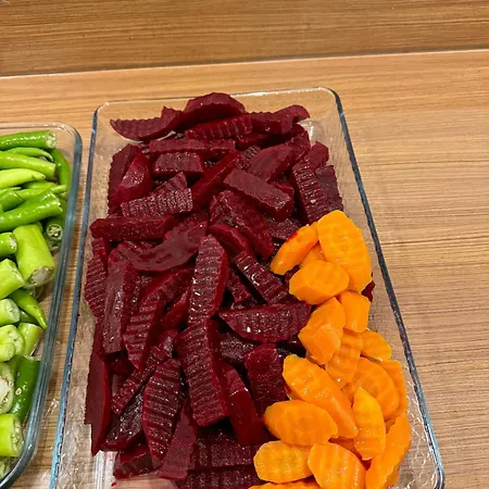 فندق ريد وايت 2*