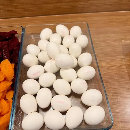 فندق ريد وايت 2*