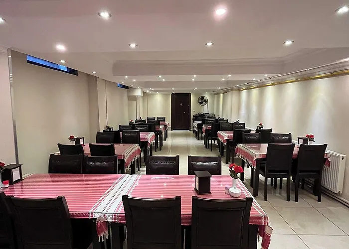 Hotel Red White Istanboel