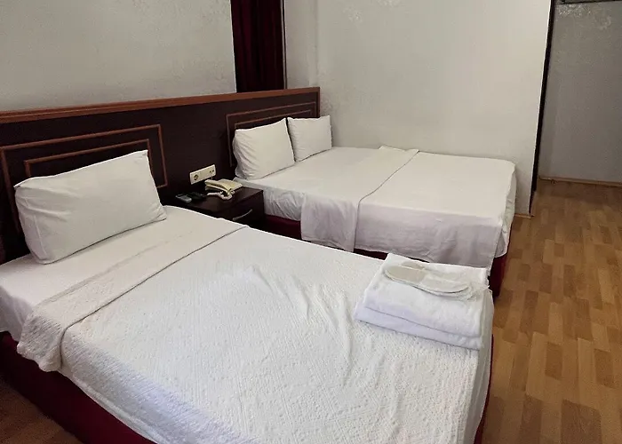 Red White 2* Стамбул