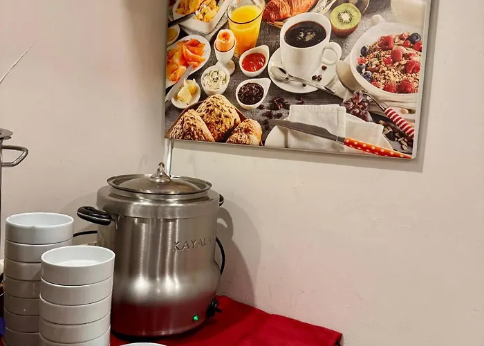 Red White 2* Стамбул