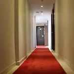 Red White Hotel Istambul