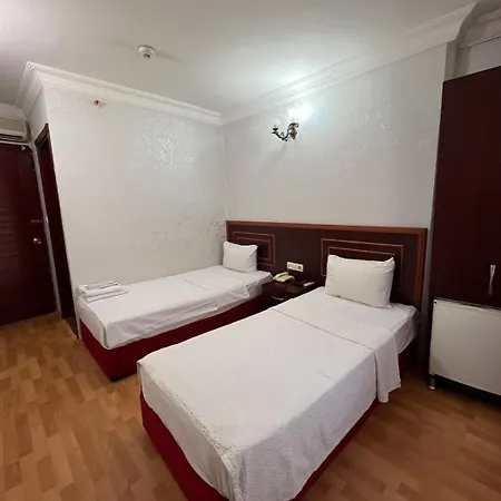 Red White Hotel Istanbulská provincie