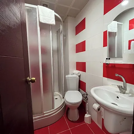 Red White 2* Κωνσταντινούπολη