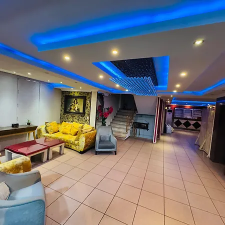 Hotel Red White Istanbul