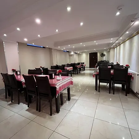 Red White Hotel Istanbul