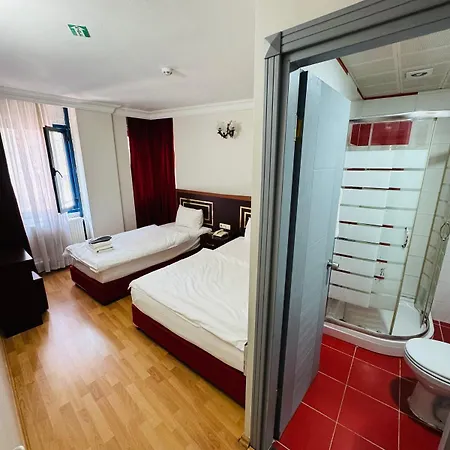 Red White Hotel Istanbul