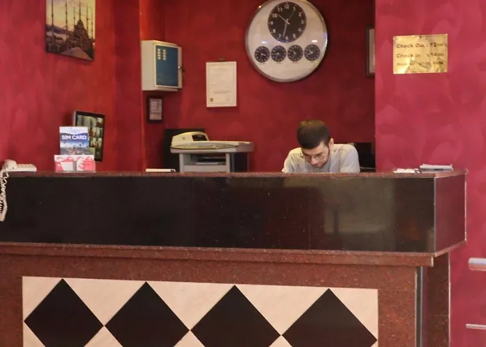 Red White Ξενοδοχείο Κωνσταντινούπολη