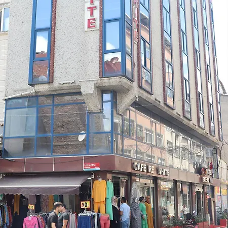 Red White 2* Istambul