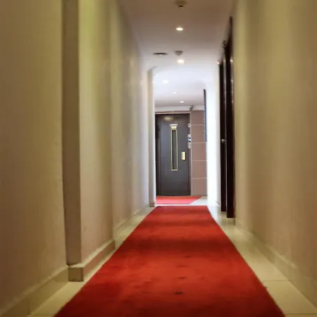 Red White Hotel Istambul